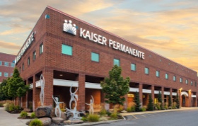 Closest kaiser permanente to me eye doctor that takes caresource near me